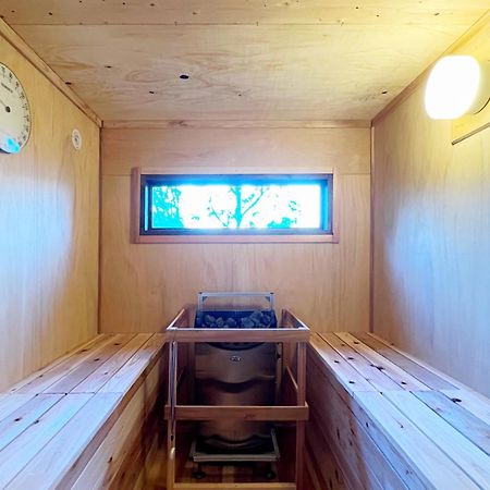 Playliving Izu - A Ocean View Villa With Onsen Ито Екстериор снимка