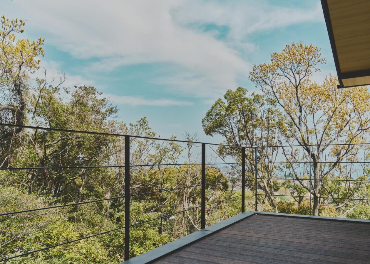 Playliving Izu - A Ocean View Villa With Onsen Ито Екстериор снимка